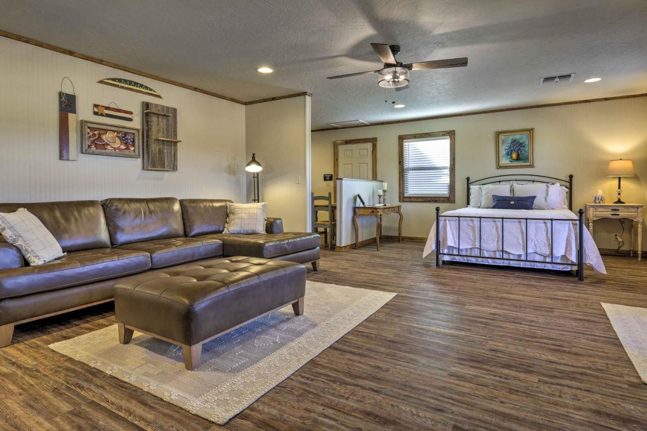 Cozy Near Wineries! Apartment