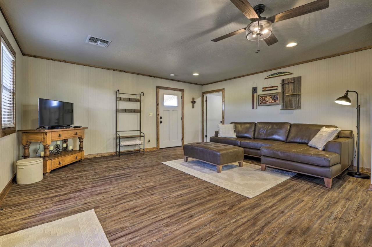 Cozy Near Wineries! Apartment *